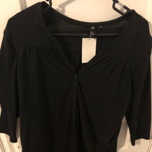 Black 3/4 sleeve h&m shirt